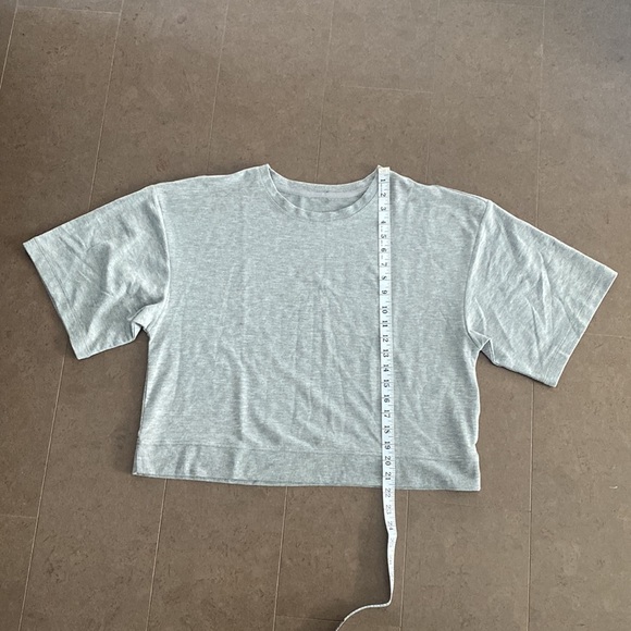 LIGHTWEIGHT cropped sweatshirt XL - Picture 3 of 4